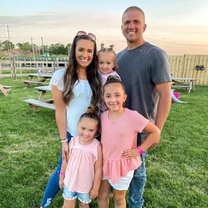 Meet your Posher, Madison